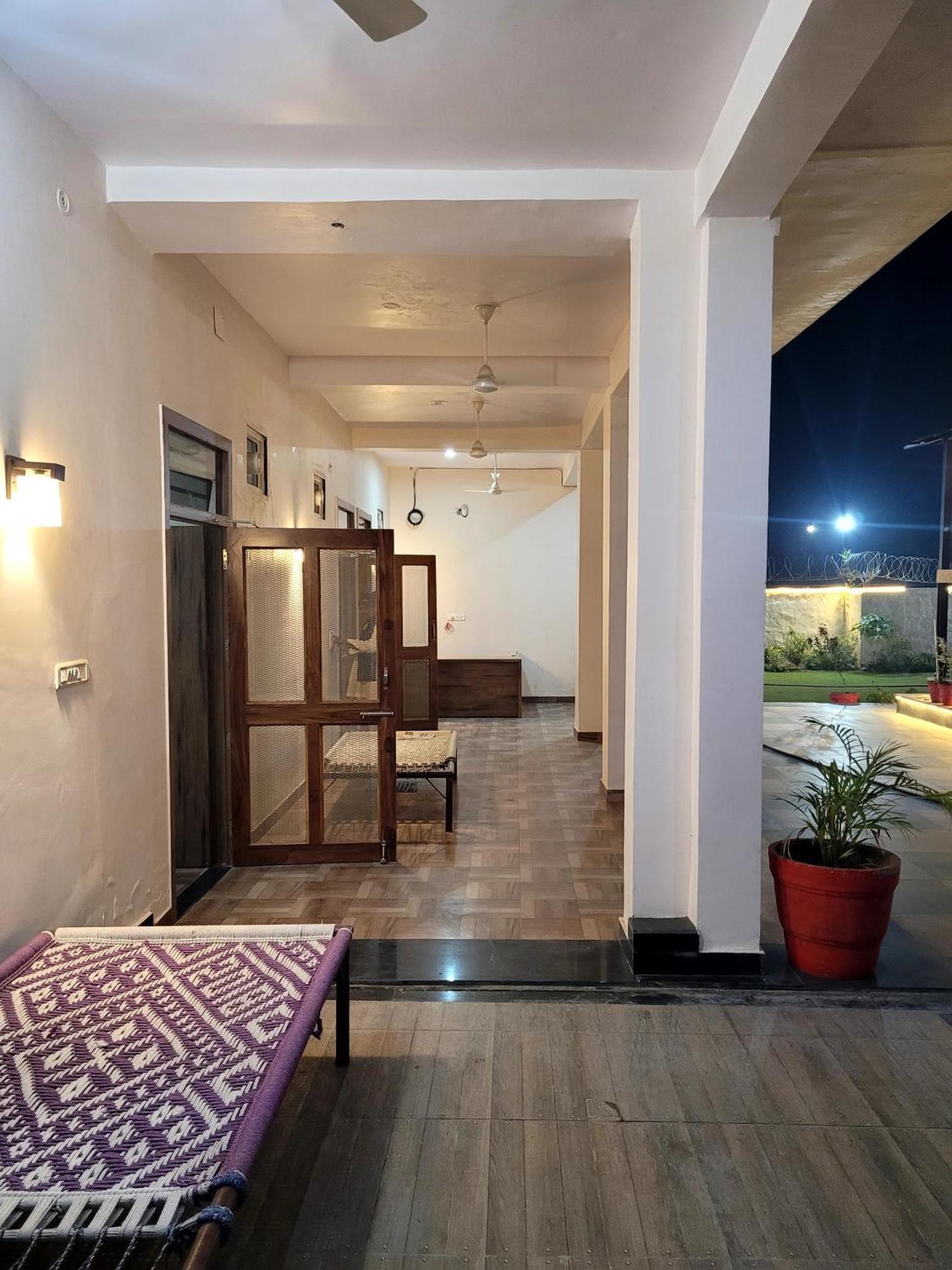 Marks Farm Villa Alwar Bagian luar foto